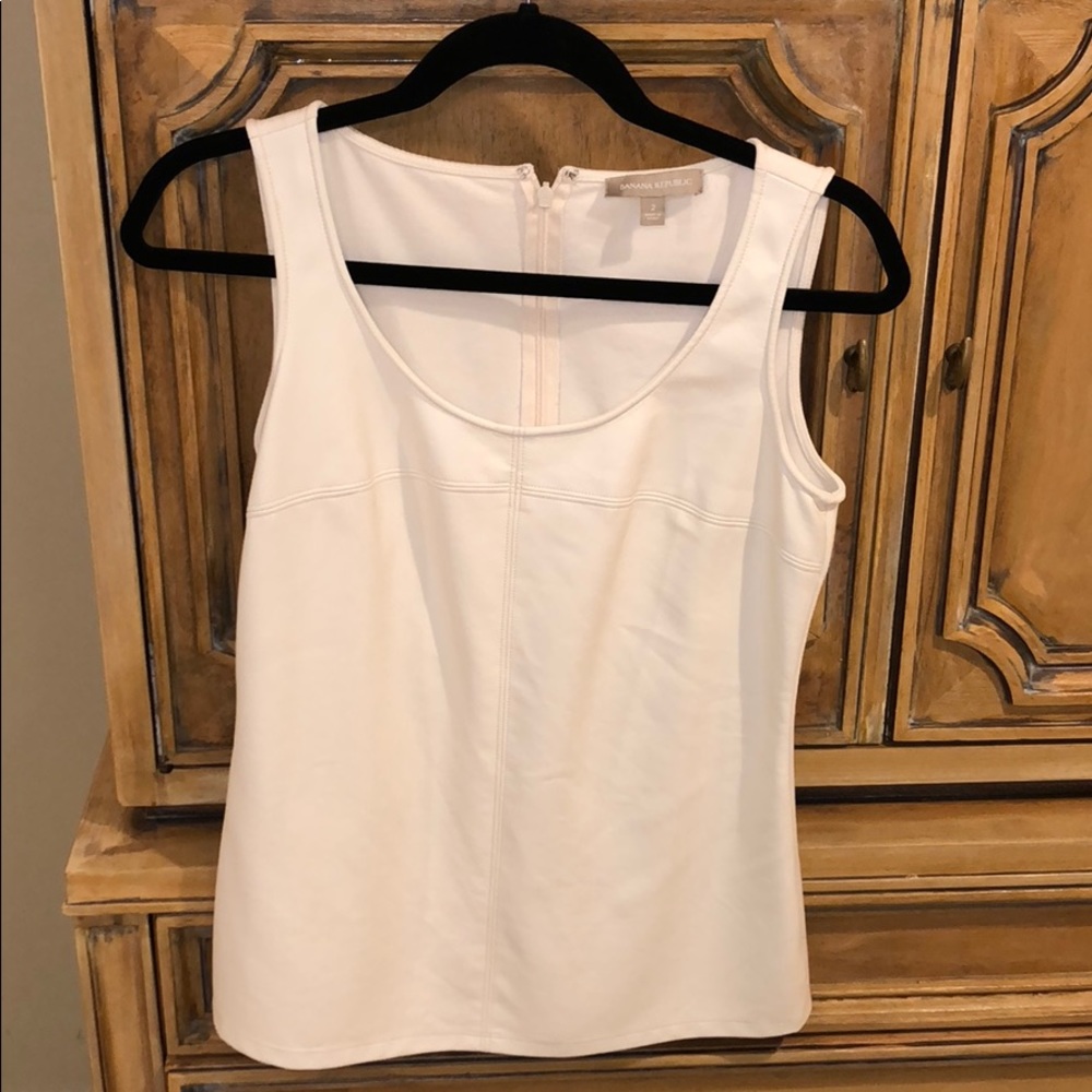 Banana Republic leather like tank top off white